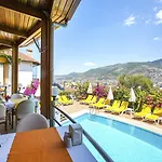 فندق سوناتا