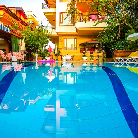 سوناتا فندق 3*