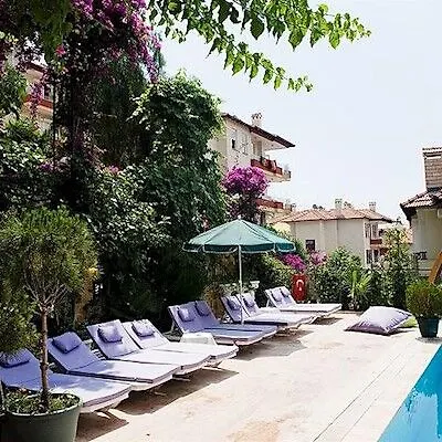 سوناتا فندق 4*